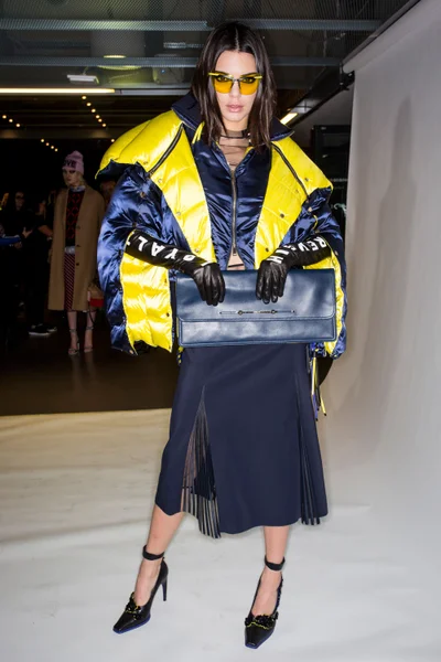 Look 13